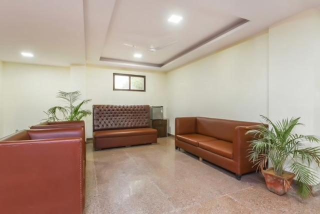 Hotel Marigold Ню Делхи Екстериор снимка